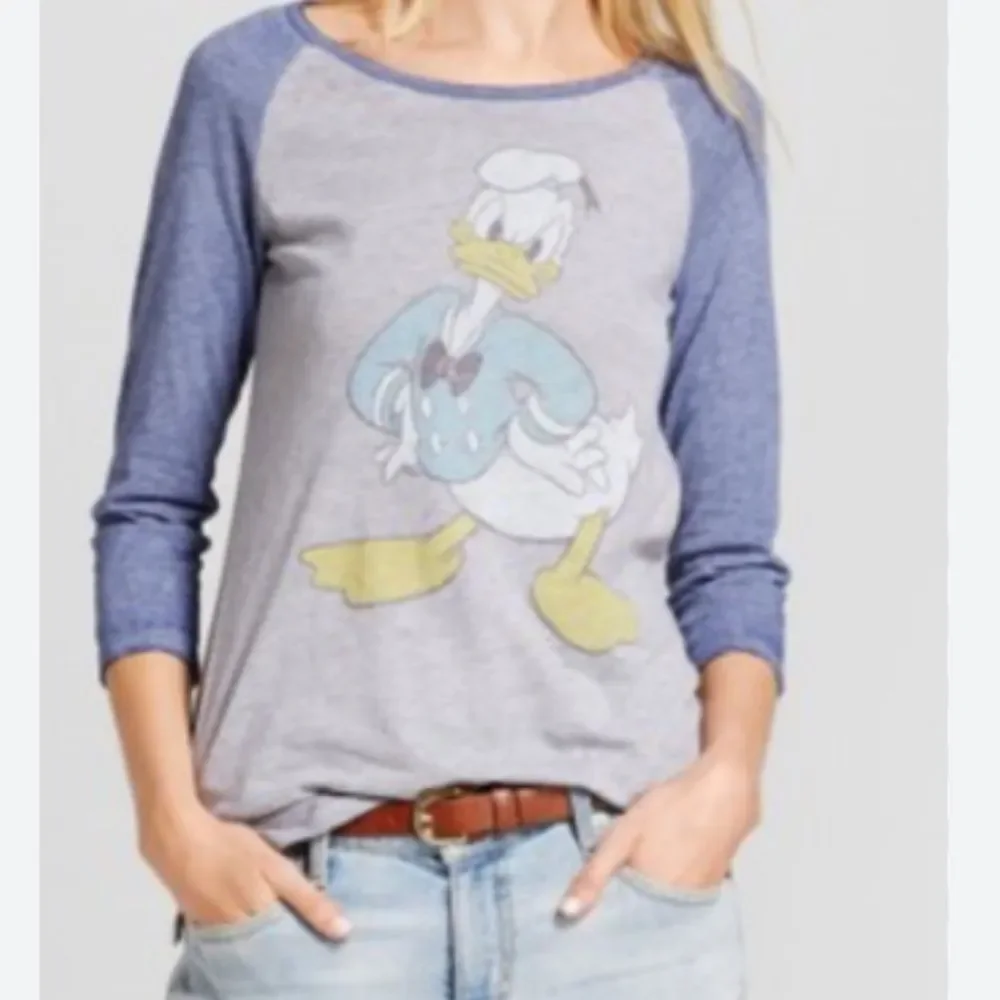 NWT Disney Donald Duck 3/4 sleeve Raglan Baseball Tee Front Back Graphic Medium